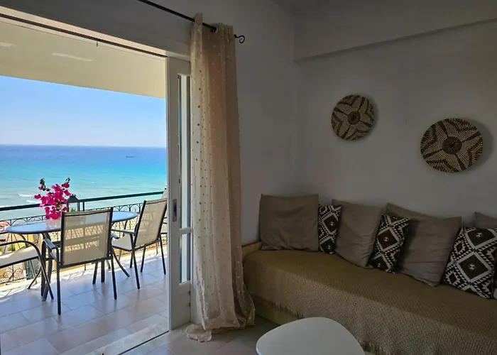Corfu Dream Holidays Standarts 公寓